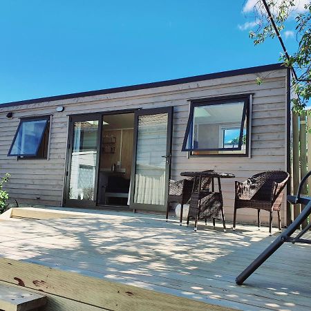 Dunedin Retreat Cabin エクステリア 写真