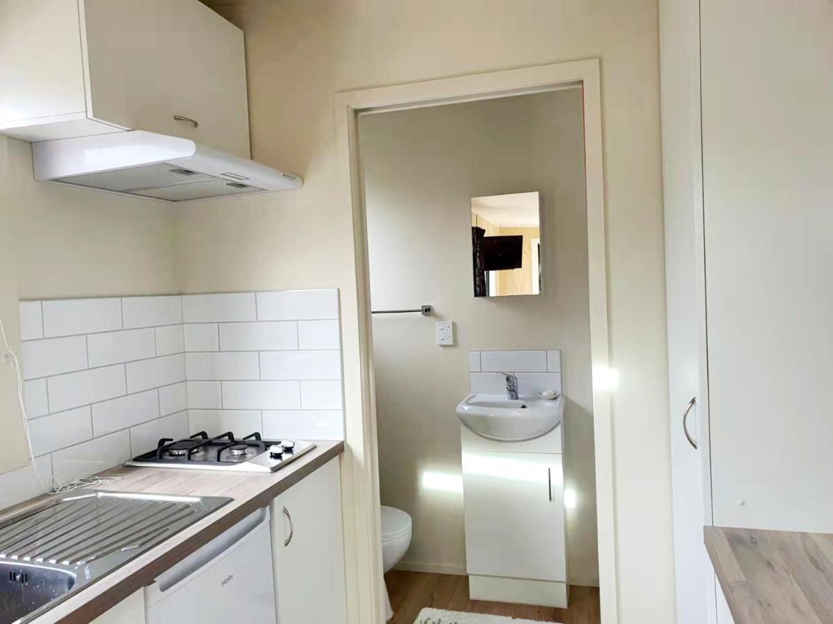 Dunedin Retreat Cabin エクステリア 写真